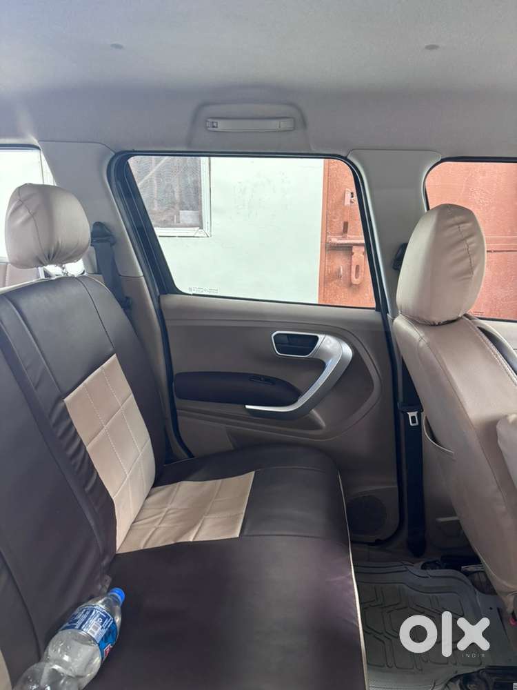 Mahindra Tuv 300 2017 Diesel 70000 Km Driven