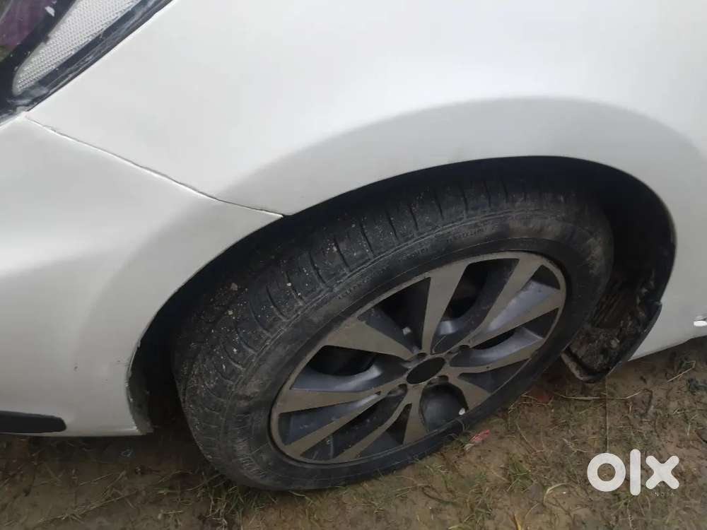 Hyundai Verna Sx Crdi 2014.   Urgent Sell