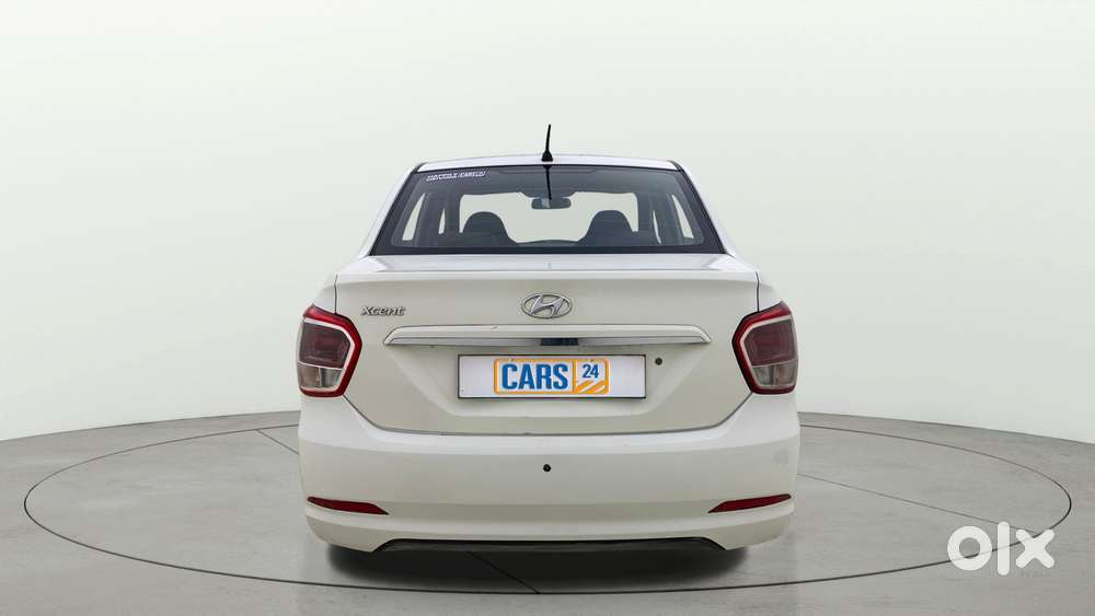 Hyundai Xcent Base 1.2, 2015, Cng & Hybrids