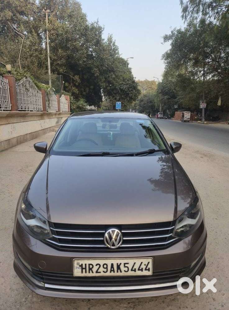 Volkswagen Vento 1.2 Tsi Highline Plus At, 2015, Petrol
