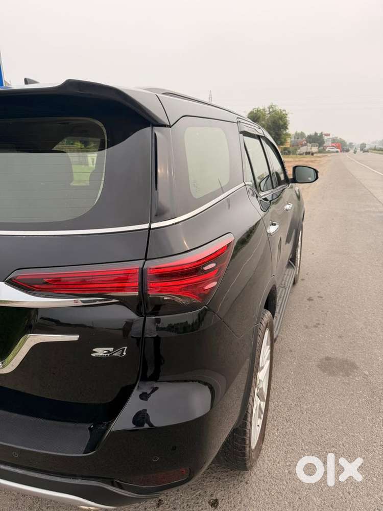2021 Toyota Fortuner Sigma