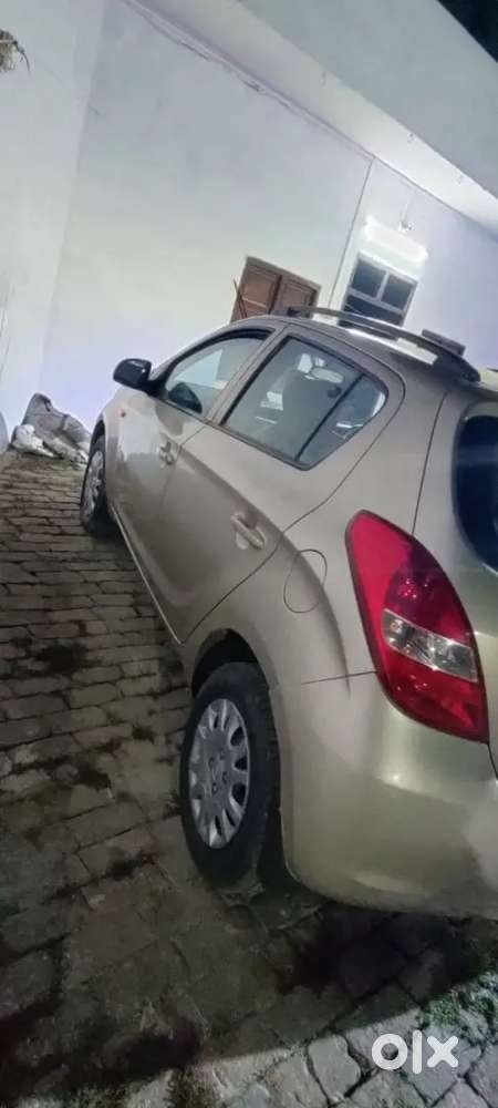 Hyundai I20 2011 Petrol Well Maintained