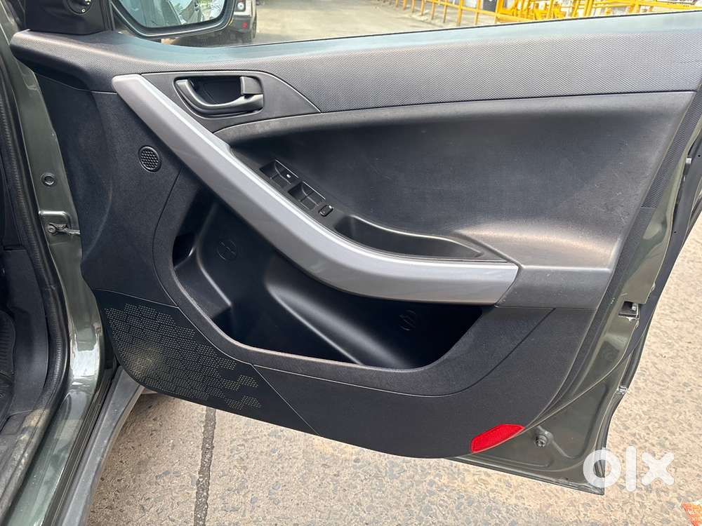 Tata Nexon Diesel 2022 With Sunroof