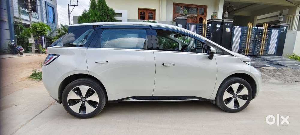 Mg Windsor Ev Essence, 2025, Electric