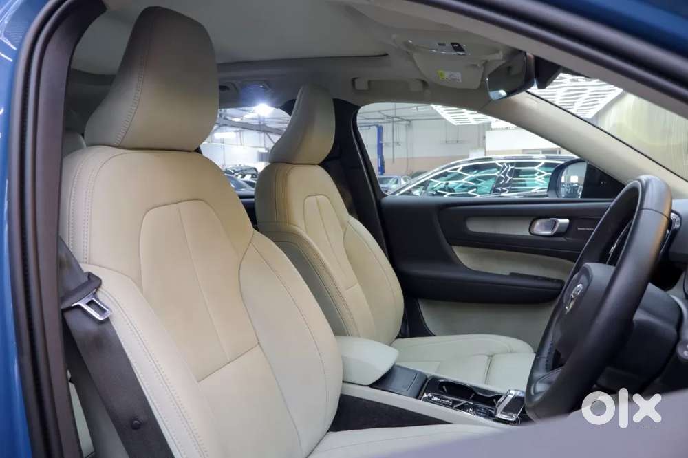 Volvo Xc40 B4 Ultimate, 2023, Petrol