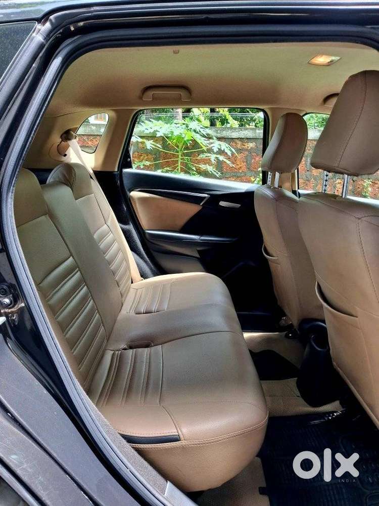 Honda Jazz V Cvt, 2016, Petrol