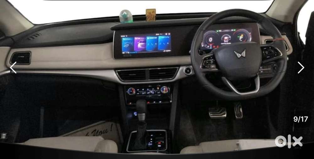 Mahindra Xuv700 Petrol 2025