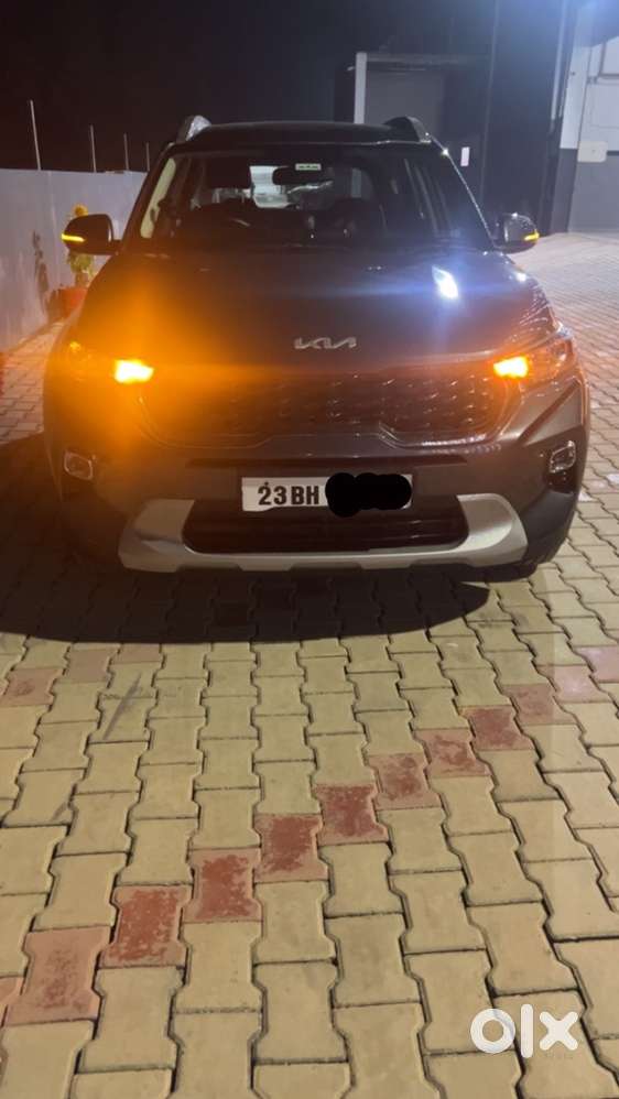 Kia Sonet Htk+ Petrol Manual (july 2023)  27k Km  Rewa Registered