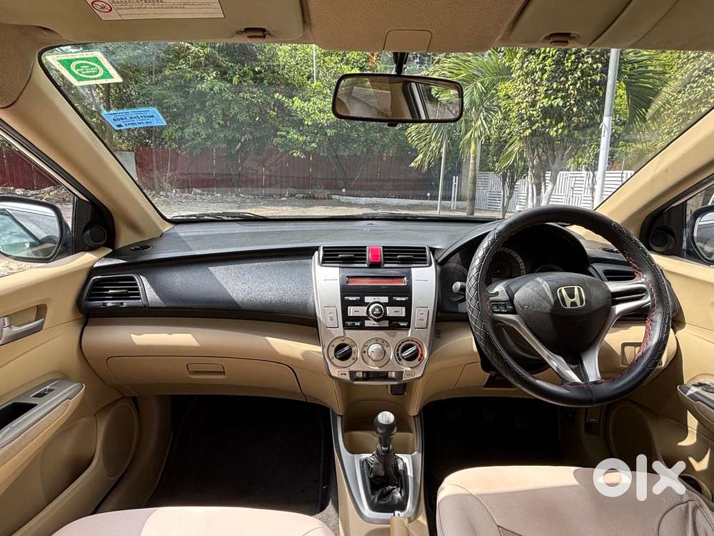 Honda City 1.5 V 5th Gen I-vtec Mt, 2011, Petrol