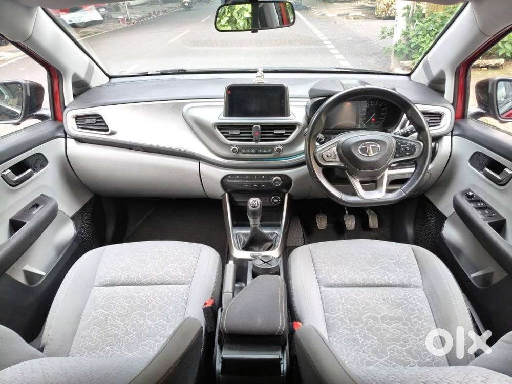 Tata Altroz 1.2 Xz (o), 2020, Petrol