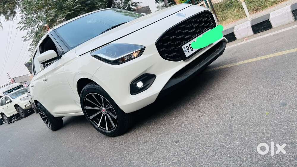 Maruti Suzuki New-gen Swift 2024 Petrol Well Maintained