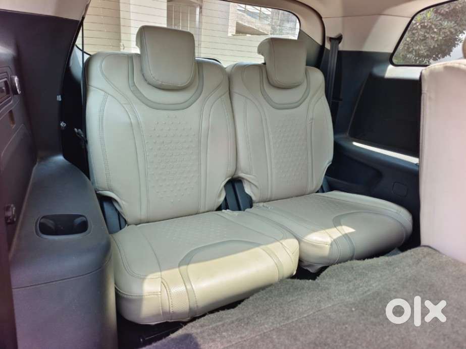 Mahindra Xuv700 2.2 Ax 5 Diesel Mt 7 Str, 2022, Diesel
