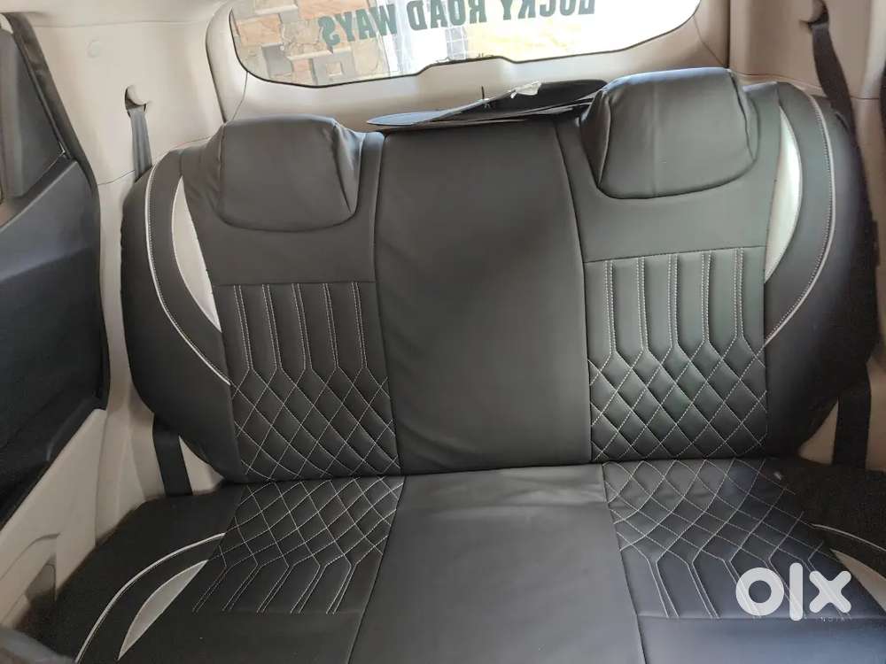 Mahindra Xuv300 2023 Petrol 16000 Km Driven
