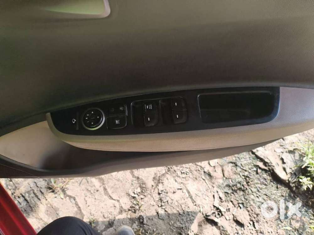 Grand I10 Top Model Push Button Start