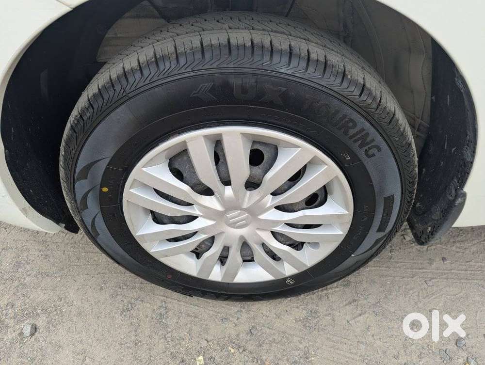 Maruti Suzuki Swift Dzire Vxi(o) Amt, 2023, Petrol