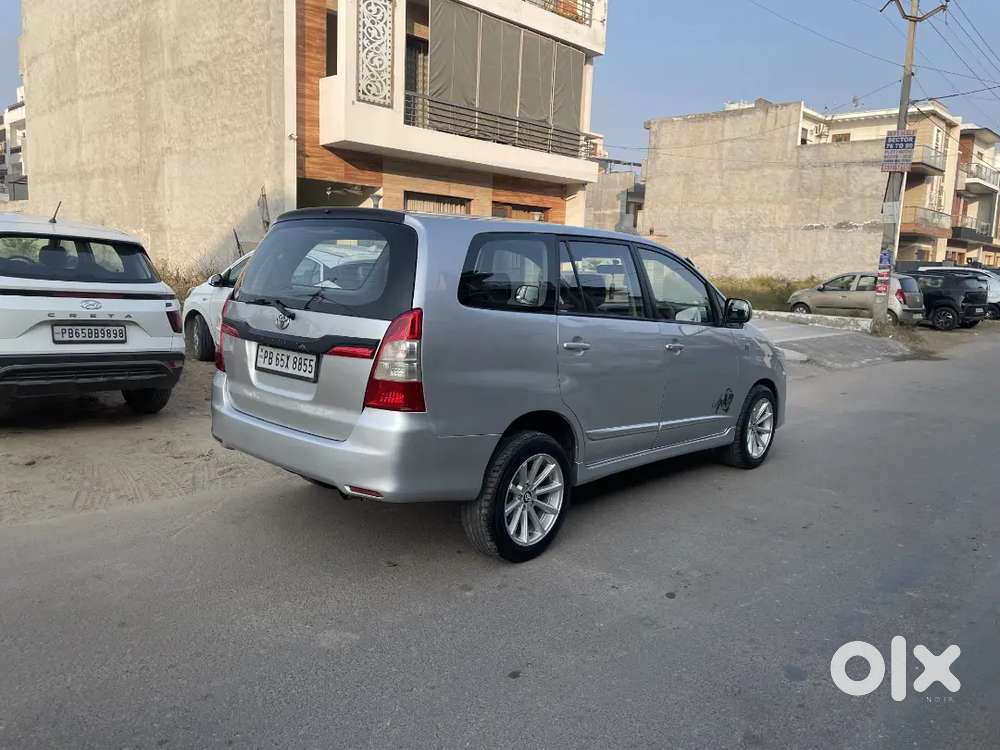 Toyota Innova 2013 Diesel 281000 Km Driven