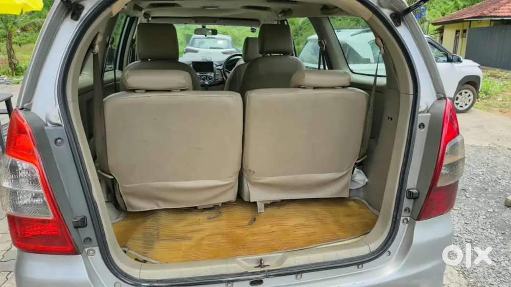 Toyota Innova Diesel 2011 260000 Km