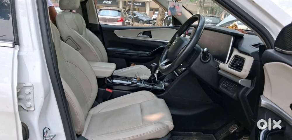 Mahindra Xuv 700