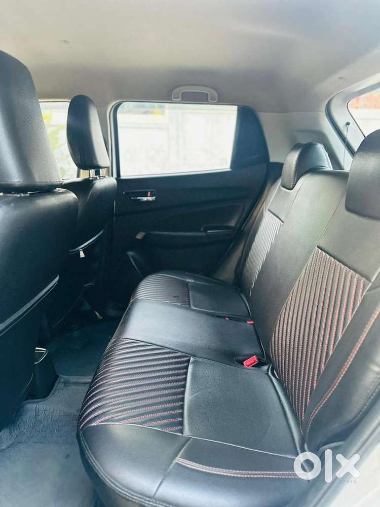 Maruti Suzuki Swift Vxi 2021