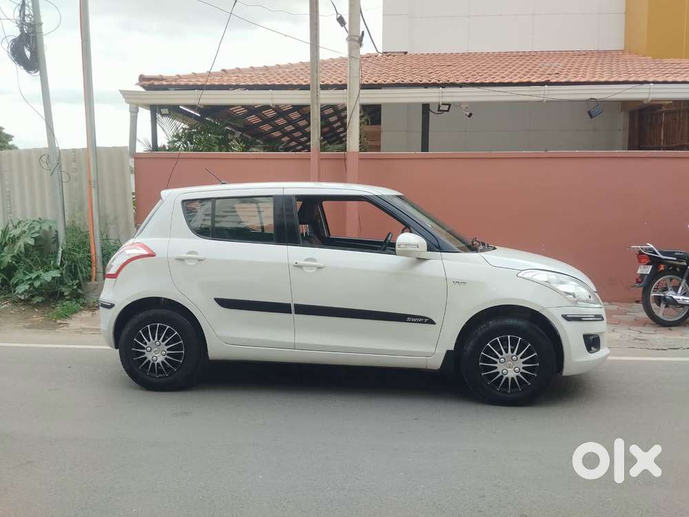 Maruti Suzuki Swift Vxi, 2013, Petrol