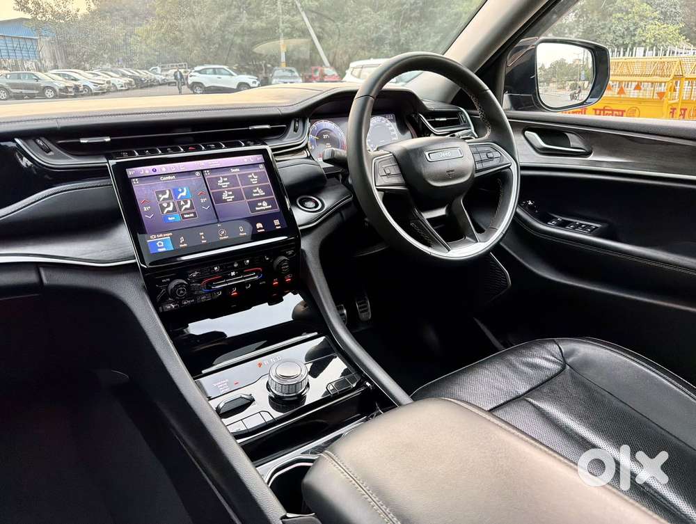 Jeep Grand Cherokee Limited (o) 4x4 At, 2024, Petrol