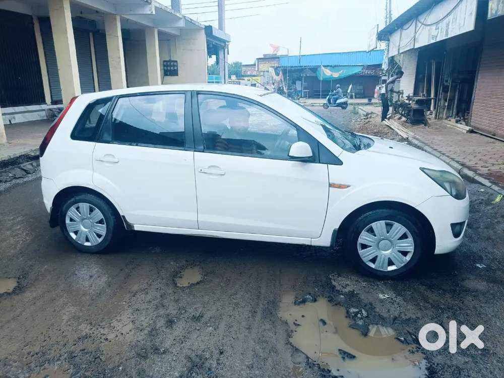 Ford Figo 1.2 Petrol Manual 2012