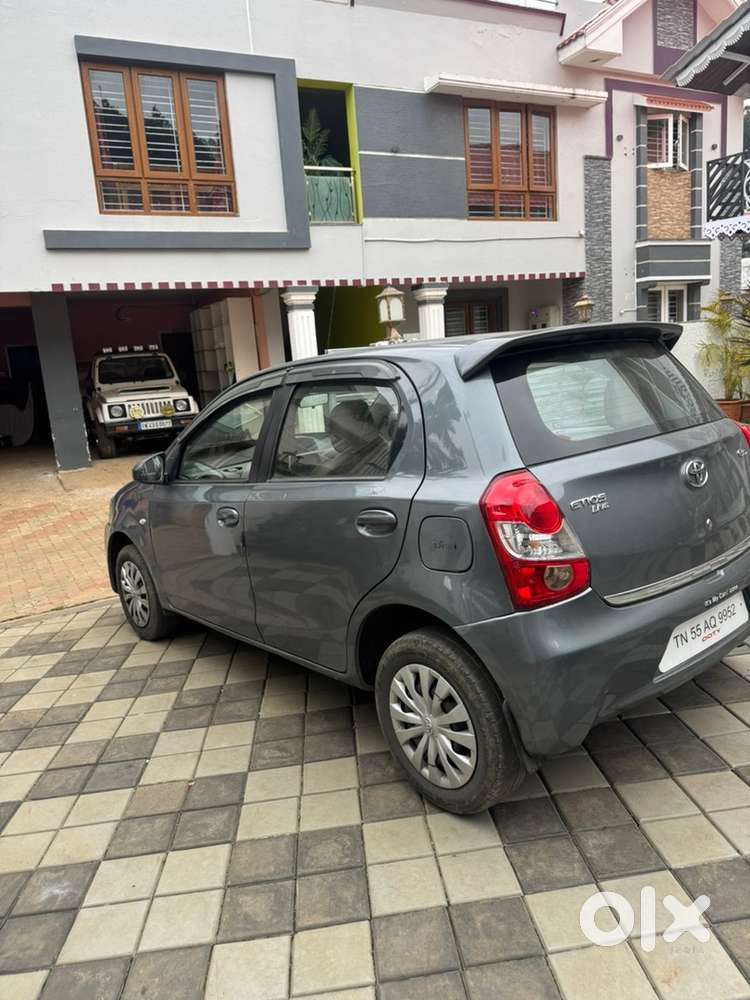 Toyota Etios Liva 2016