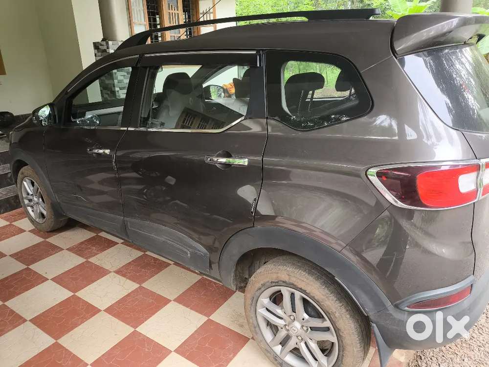 Renault Triber 2025 Petrol Automatic