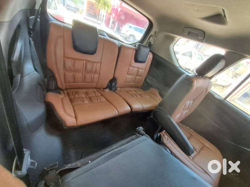 Toyota Innova Crysta 2.4 Gx Mt, 2020