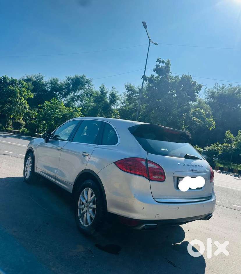 Porsche Cayenne Diesel 2013 Excellent Condition With Panaromic Sunroof