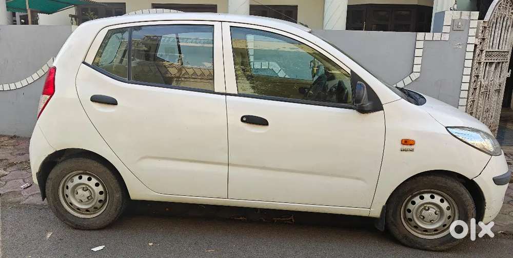 Hyundai I10 2010 Petrol 34500 Km Driven, Renewal Is Done Till 2030