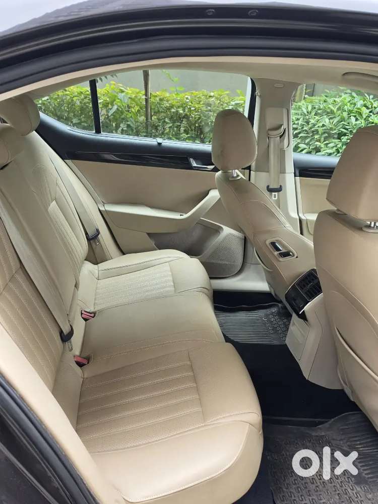 Skoda Superb 2017 L&k Automatic Petrol 83000 Km