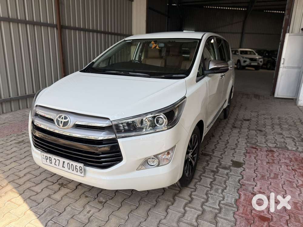 Toyota Innova Crysta Zx 2.4 Diesel 7 Seater, 2021, Diesel