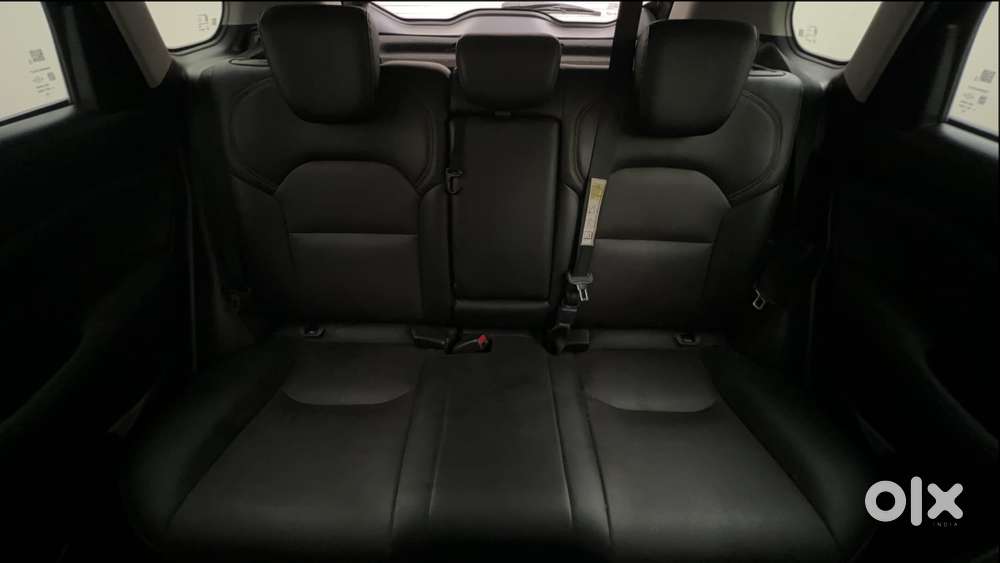 Maruti Suzuki Grand Vitara 1.5 Alpha Plus Intelligent Hybrid Ecvt, 2..