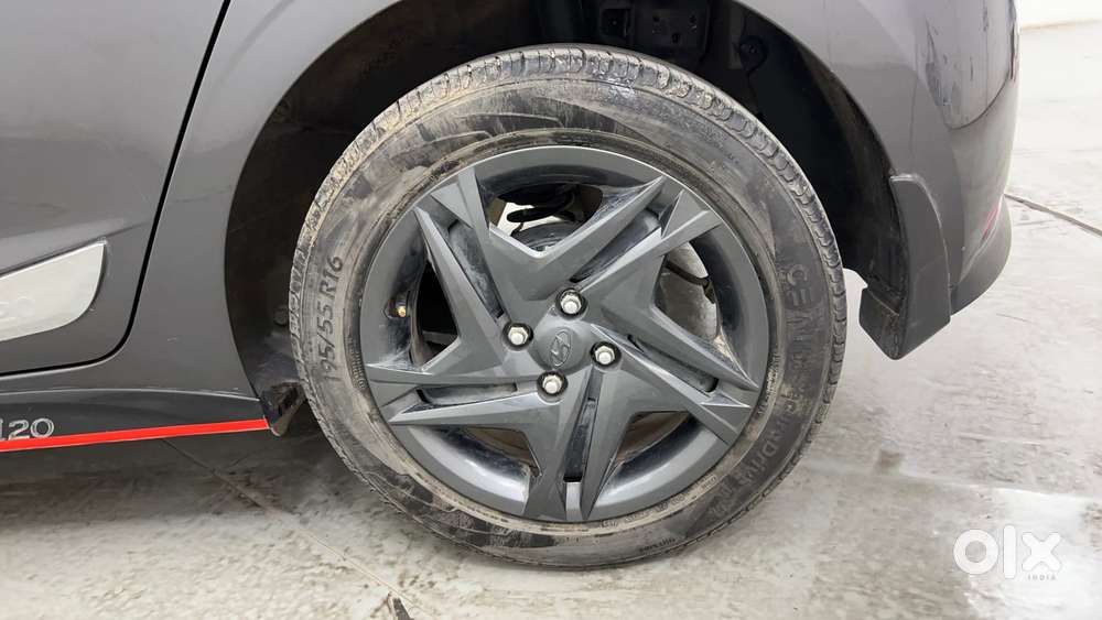 Hyundai New I20 1.2 Sportz Mt, 2023, Cng & Hybrids
