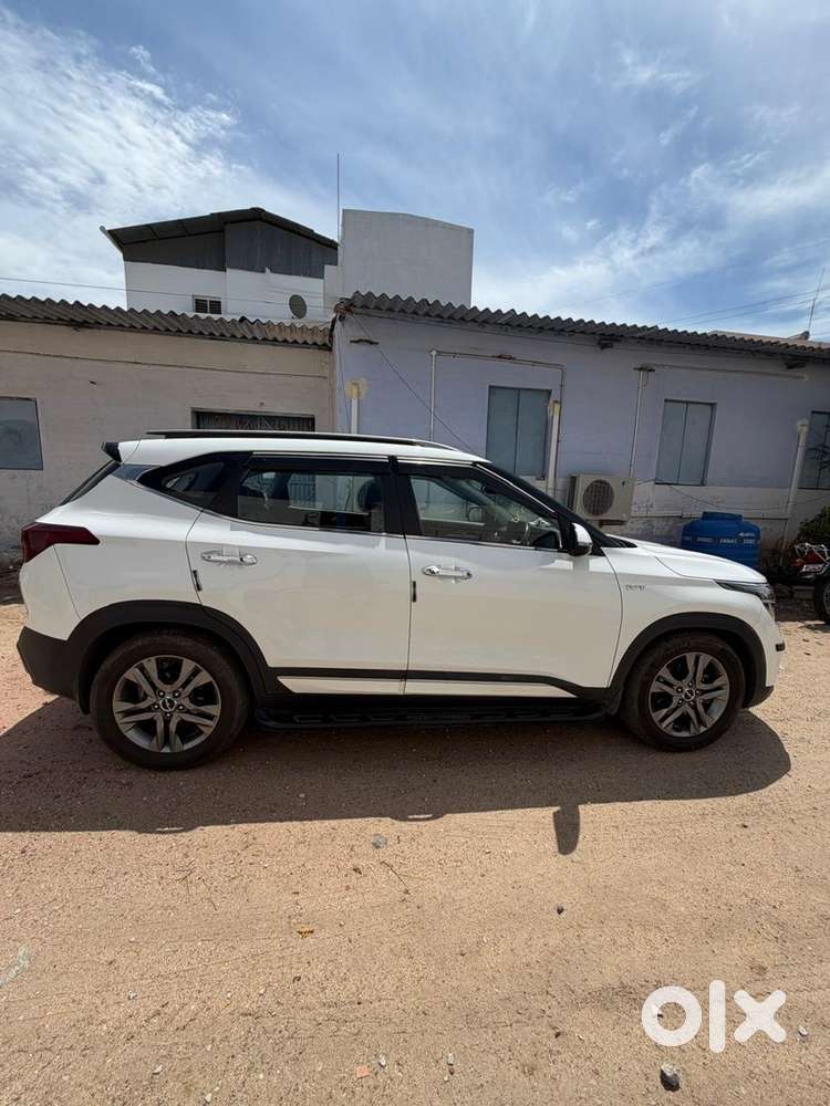Kia Seltos 2052 Petrol At