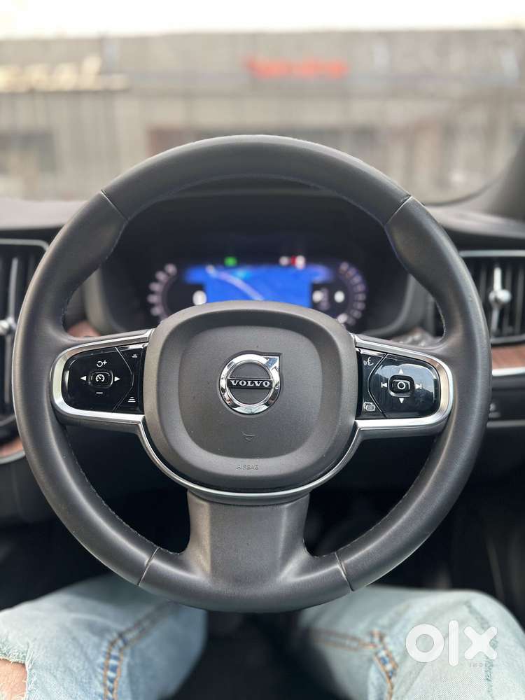 Volvo Xc60 2.0 B5 Ultimate, 2023, Petrol