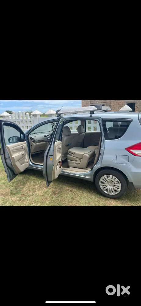 Maruti Suzuki Ertiga 2012 Lxi