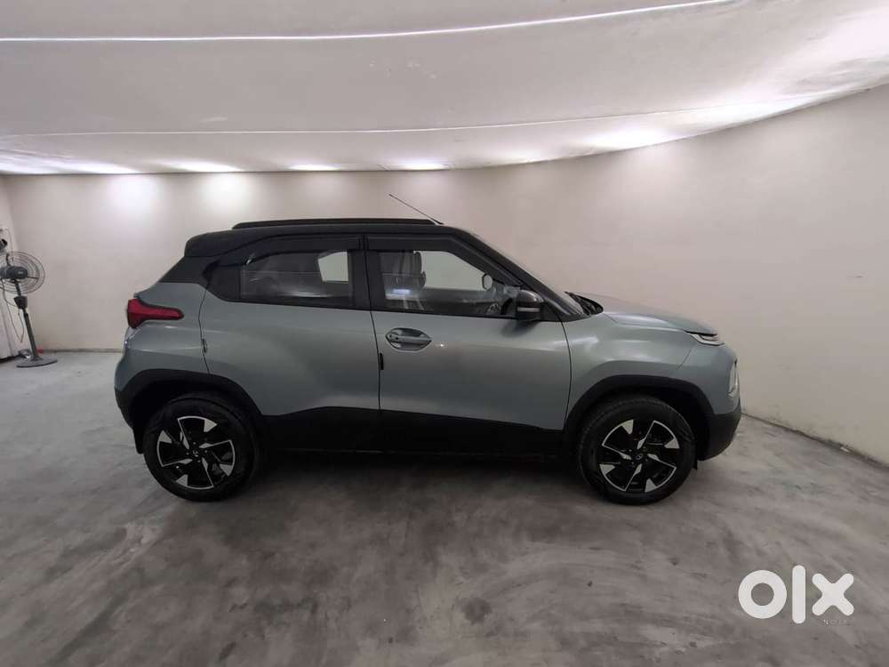 Tata Punch 1.2 Revotron Creative Amt Dual Tone, 2023, Petrol