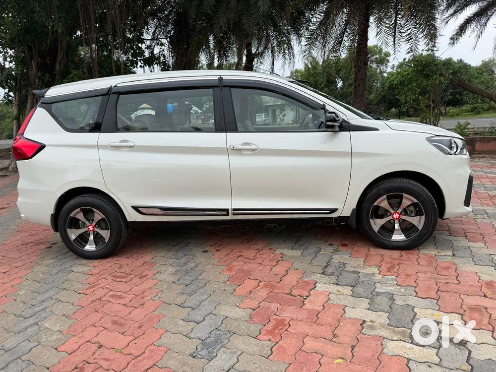 Maruti Suzuki Ertiga Vxi Cng, 2022, Cng & Hybrids