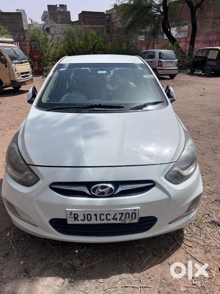 Hyundai Verna Top Model 2012 Diesel 105876 Km Driven