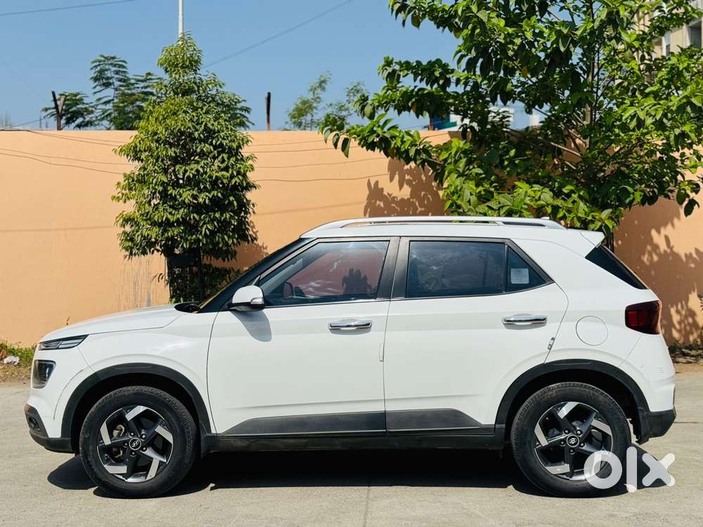 Hyundai Venue Sx Plus Turbo Dct, 2022, Petrol