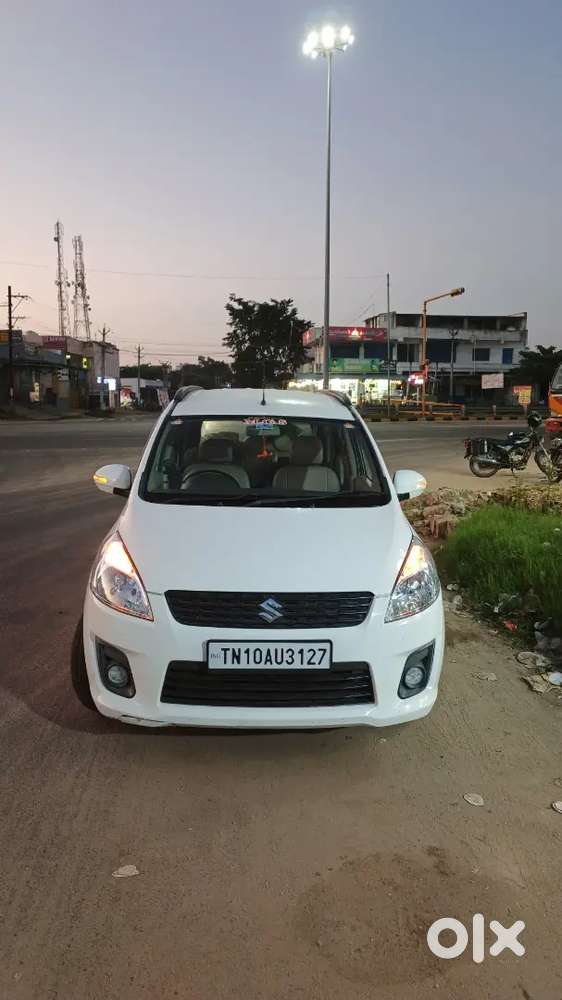 Maruti Suzuki Ertiga 2015 Diesel 142184 Km Driven