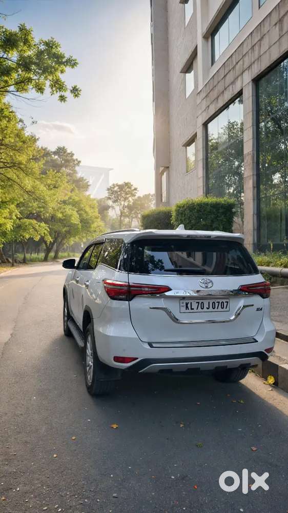 Toyota Fortuner 2023 Diesel  Autoamatic At  4x4 Low Km  Vehicle