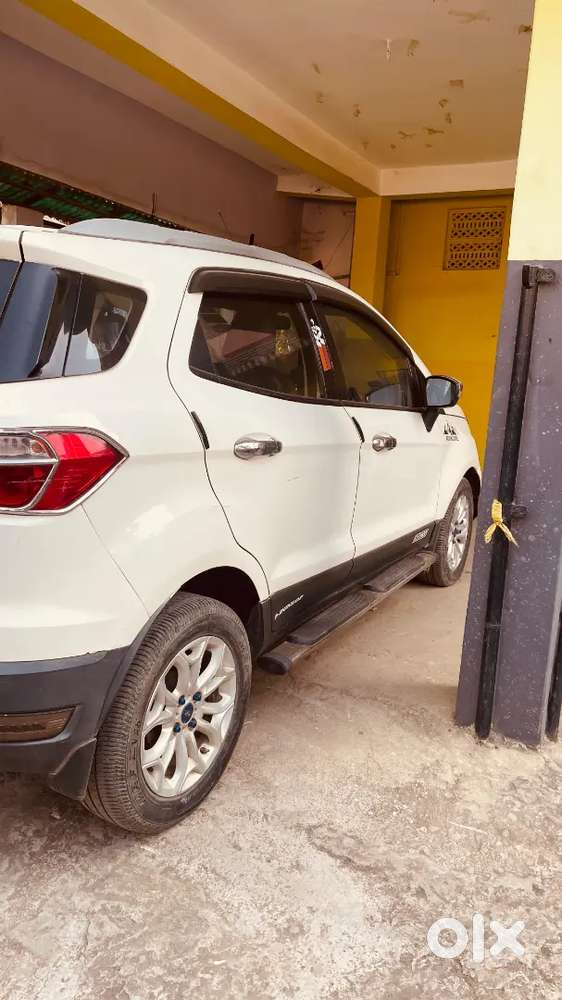 Ford Ecosport 2015 Petrol Well Maintained