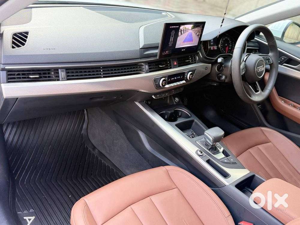 Audi A4 2.0 Premium Plus 40 Tfsi, 2024, Petrol