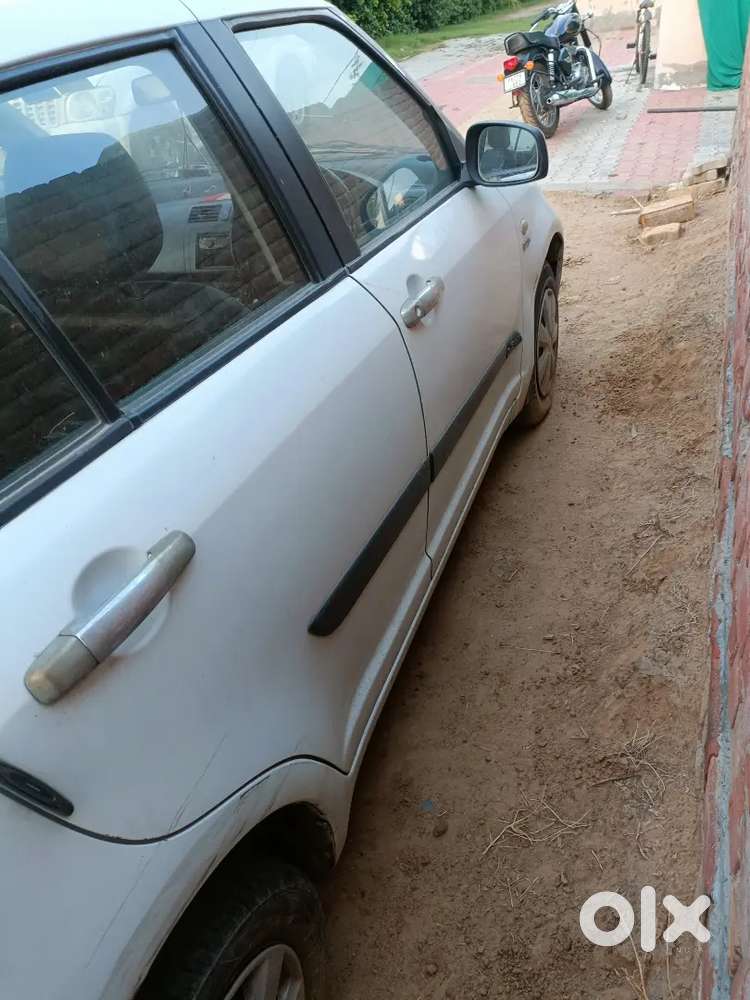 Maruti Suzuki Swift Dzire 2011