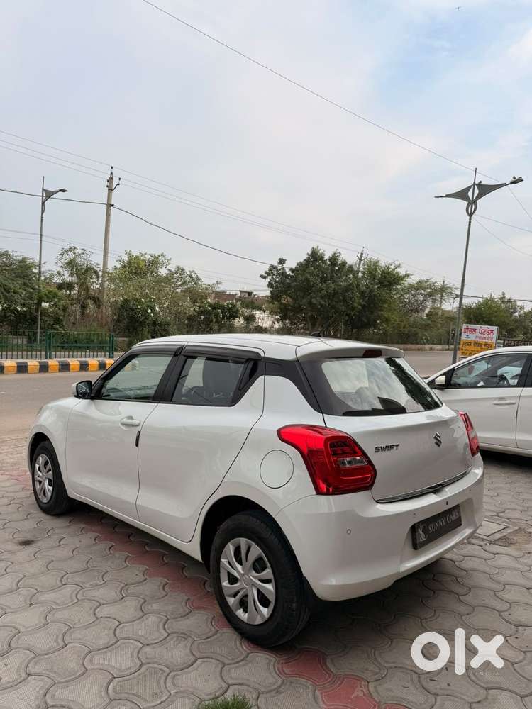 Maruti Suzuki Swift Vxi Ags, 2024, Petrol