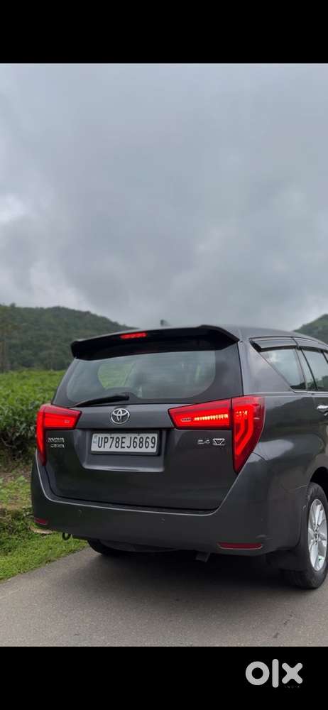 Toyota Innova Crysta 2016