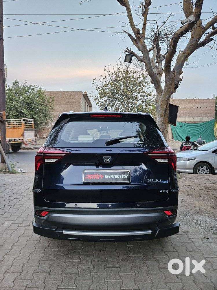 Mahindra Xuv700 2.0 Ax 7 Petrol At Luxury Pack Str, 2023, Petrol